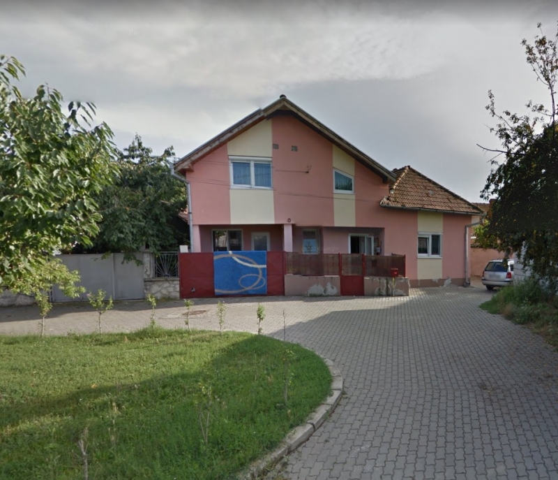 anunturi gratuite Casa 140 mp si teren 142 mp, Alba Iulia 